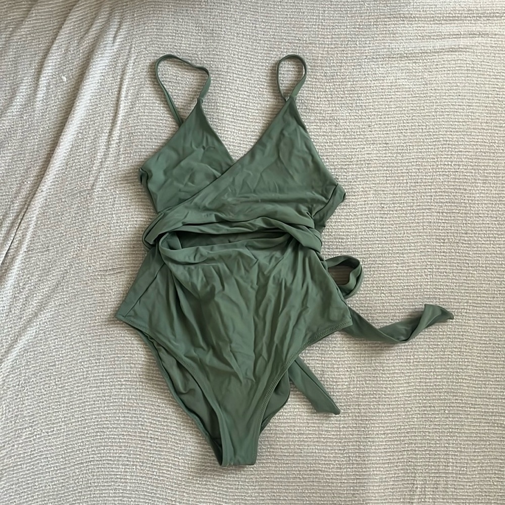Aerie one piece bathing suit